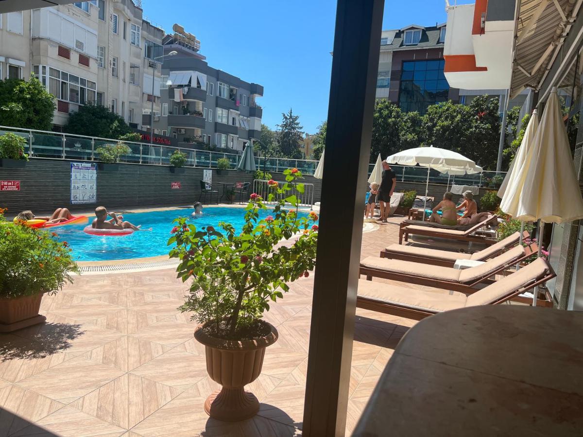 Cleopatra King Lejlighedshotel 4*